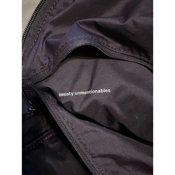 Lululemon Purple Everywhere Backpack Mesh 17L Office Travel Commute Classic - Picture 4 of 4